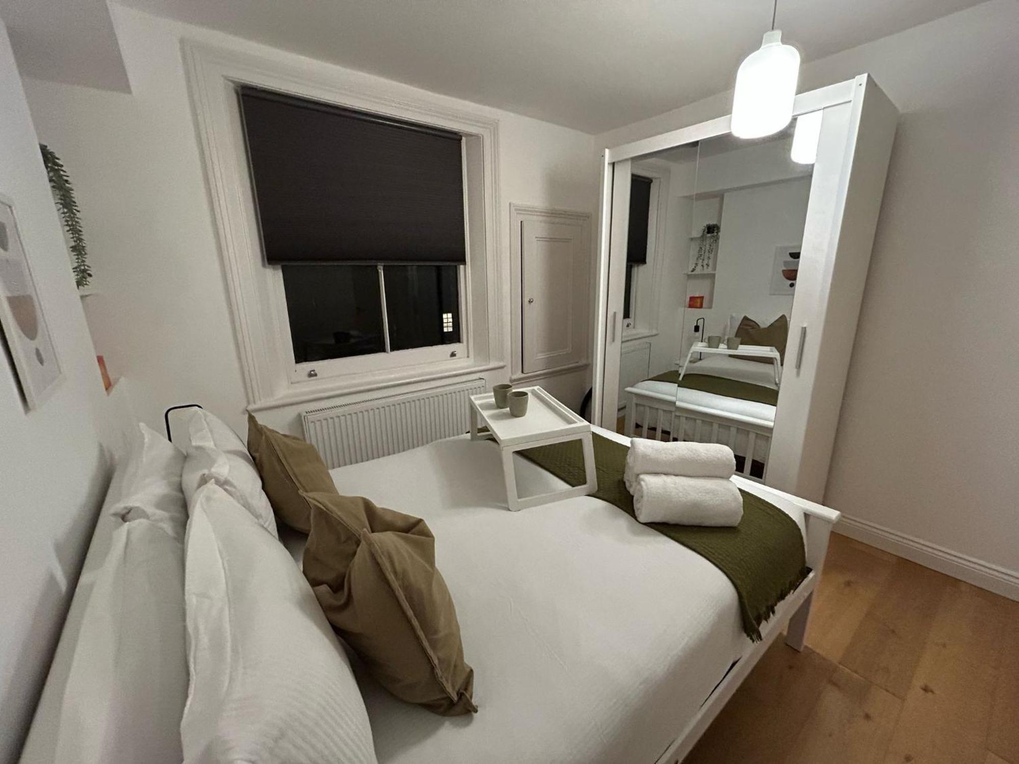 Two Bed By Livestay Short Lets & Serviced Near Oxford Circus Leilighet