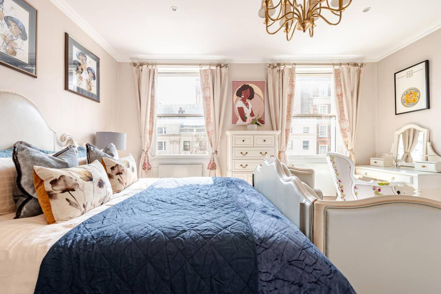 6 Bed Royal Buckingham Palace Mansion Lägenhet