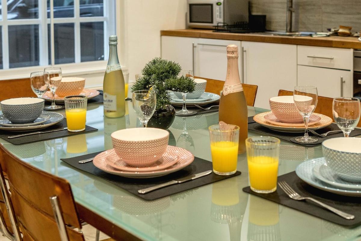 Villa -air Con- 3bd Mews House - Kensington Palace! *