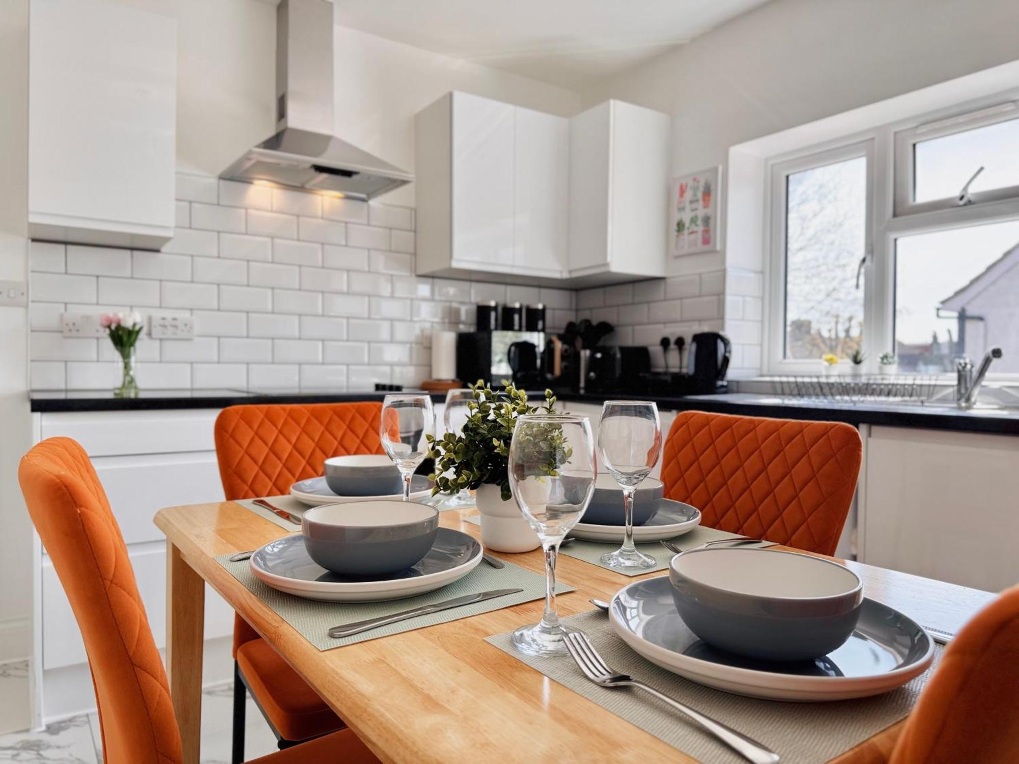 Splendid 2bed For Family 30mi To Ldn London