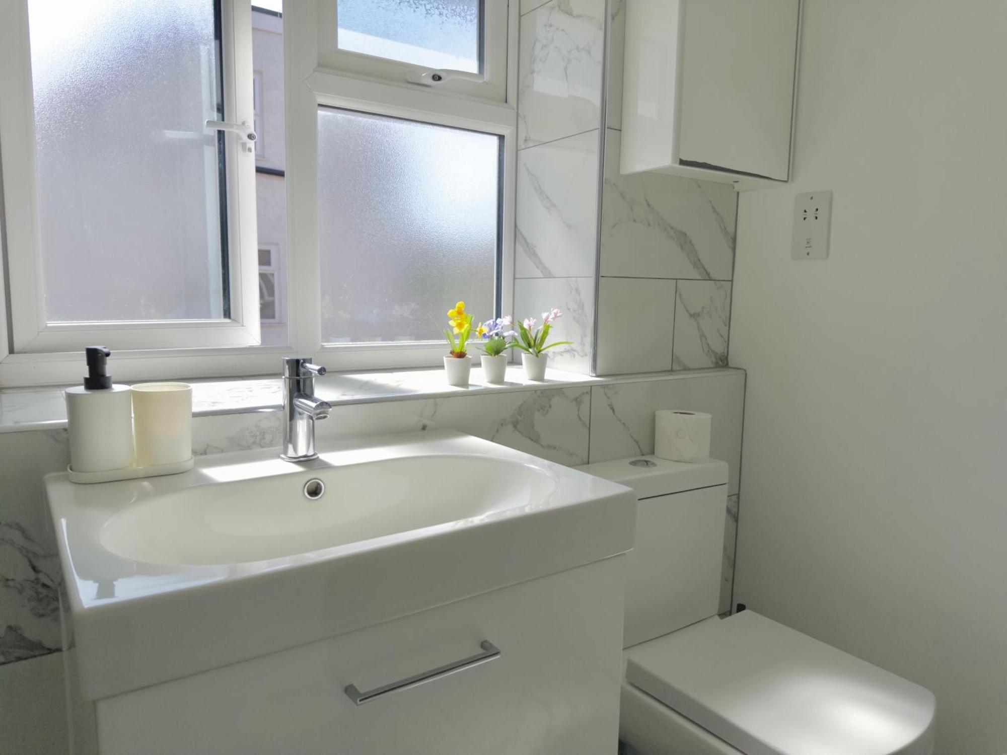 Apartment Splendid 2bed For Family 30mi To Ldn London