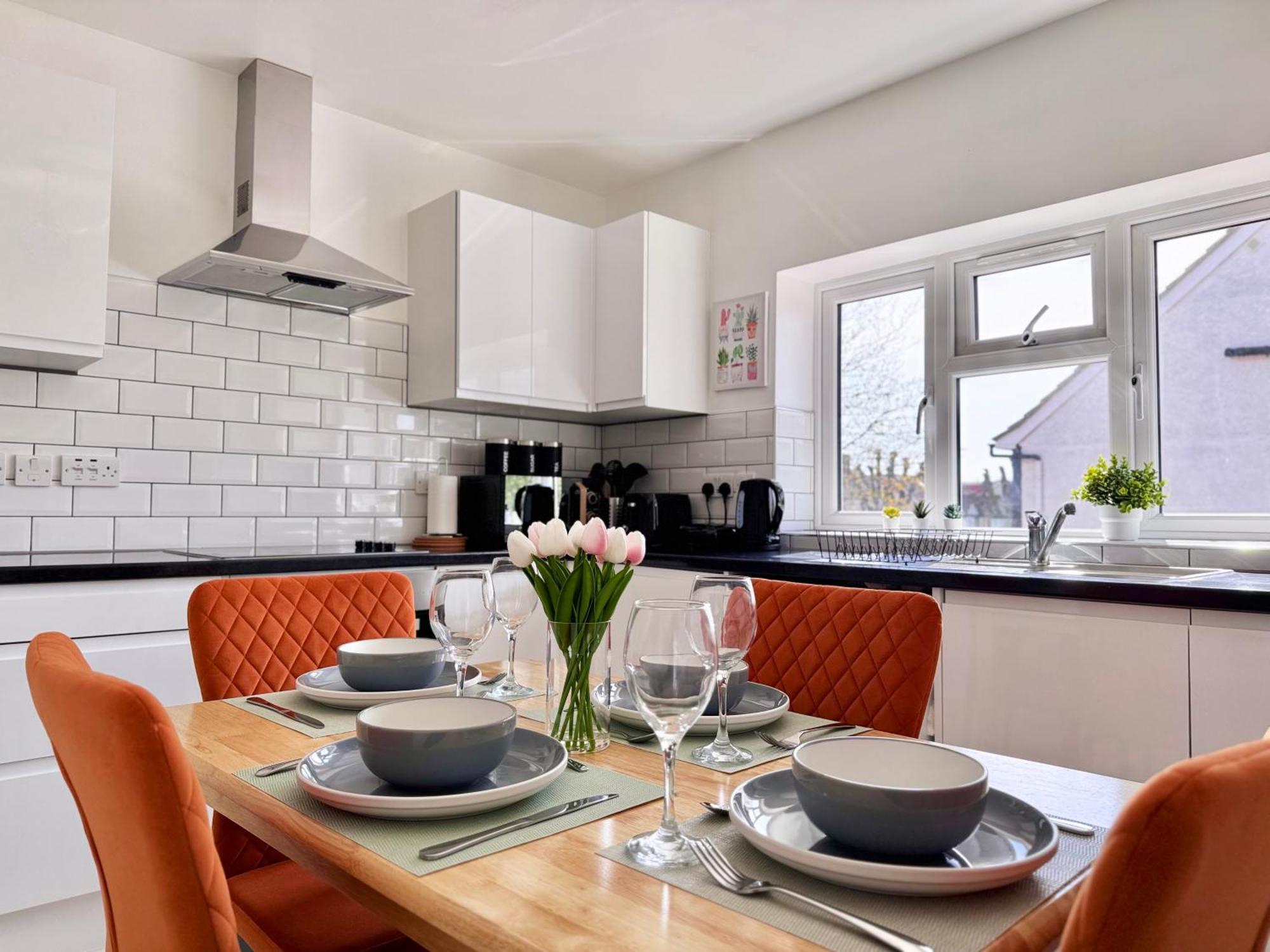 Splendid 2bed For Family 30mi To Ldn * London