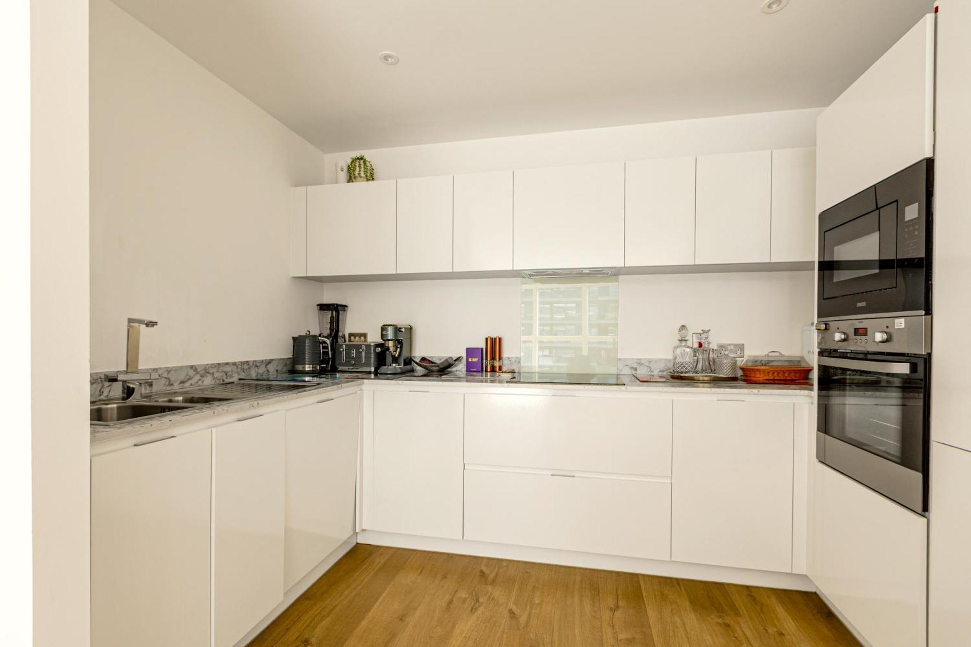 Cosy 2br Riverside In Greenwich With Balcony Appartement *