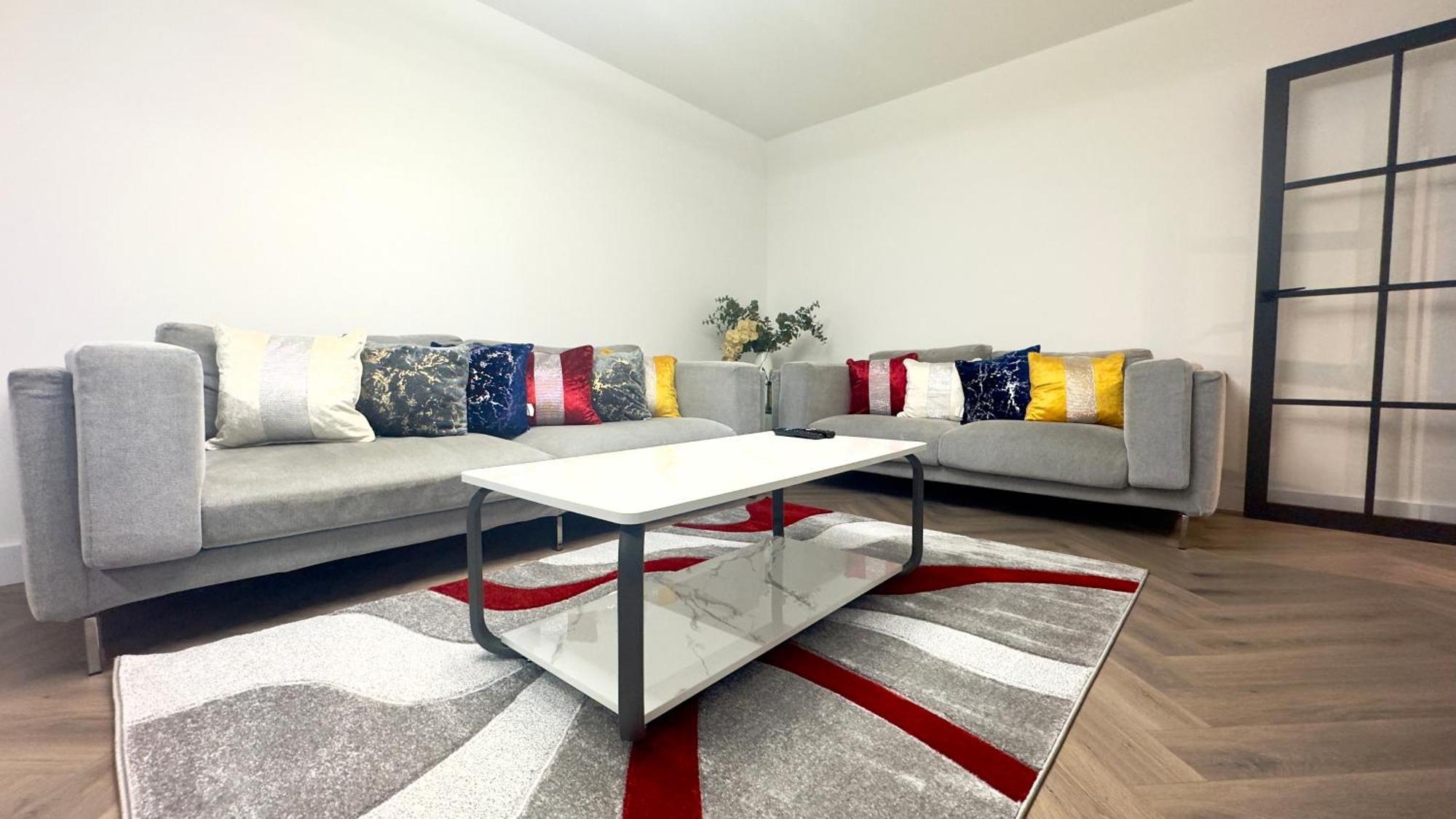 Lejlighed Luxury 2 Bedroom By Aljoori