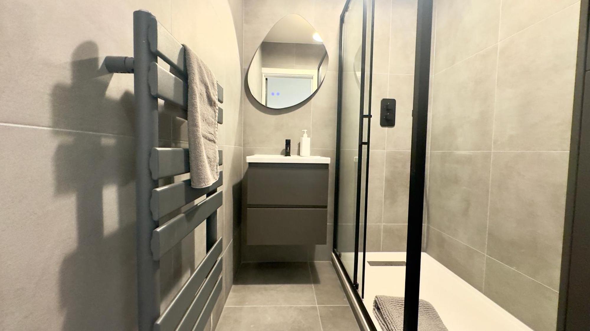 Luxury 2 Bedroom By Aljoori Lejlighed *