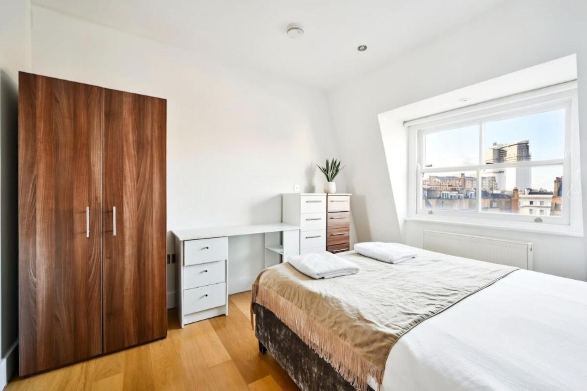 Lägenhet 3 Bedrooms Penthouse In Queen's Gate London