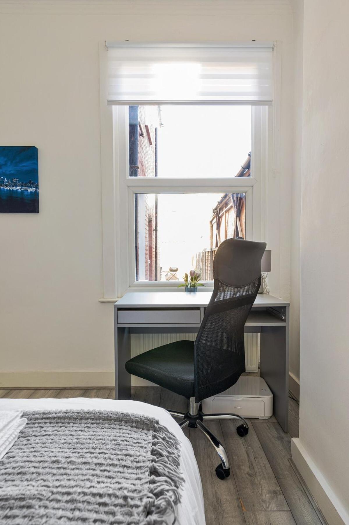 Appartamento Modern 4 Bedroom House In Woodgreen *