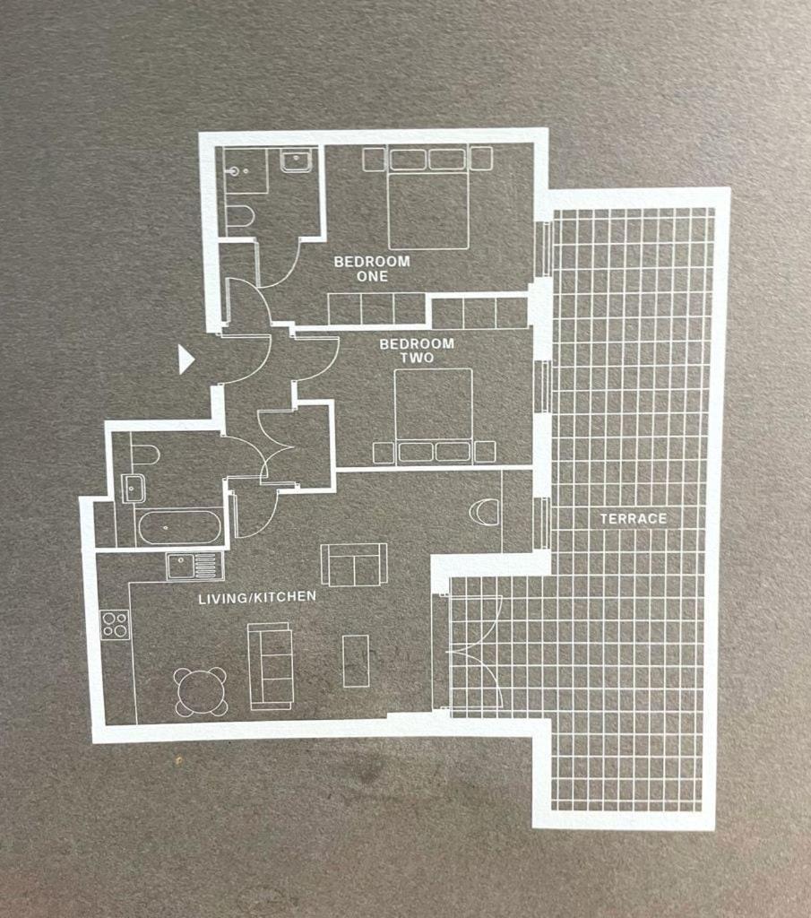 Apartment Stylish & Modern 2-bed With Private Terrace London