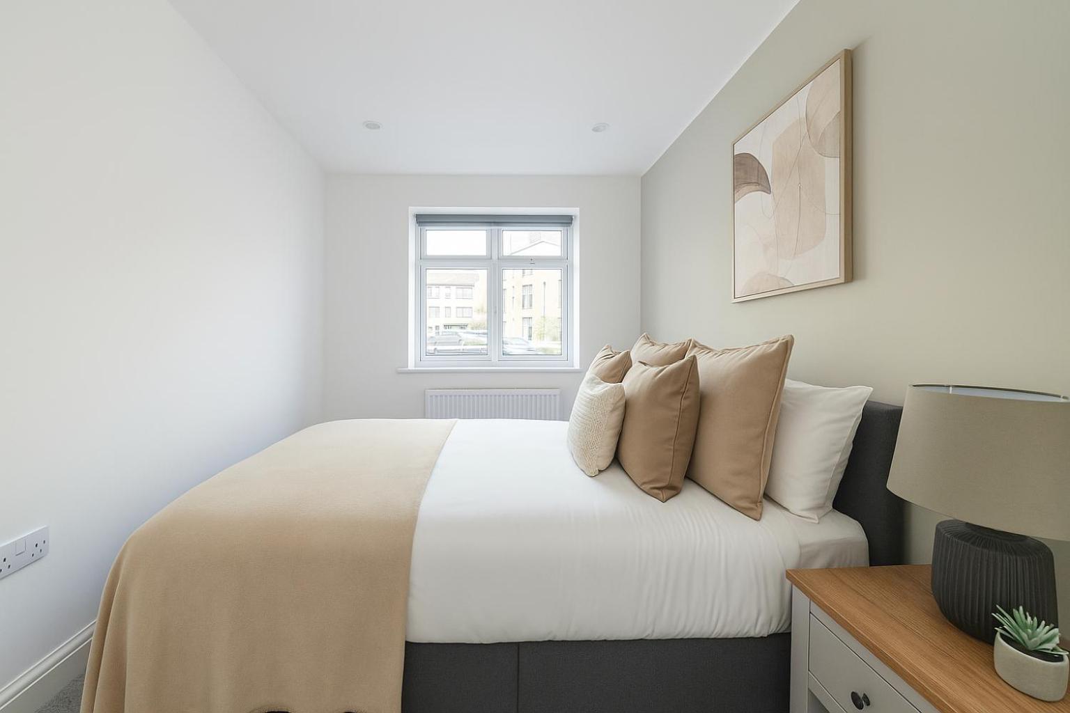 Amazing Flat Near Golders - Great Transport Links Londen
