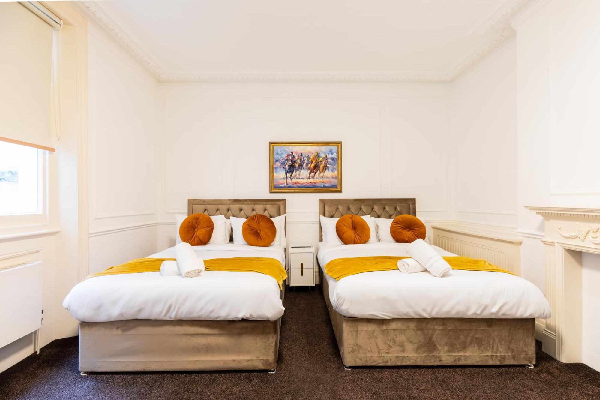 Hotell The Chapter - Mayfair Residences 2*