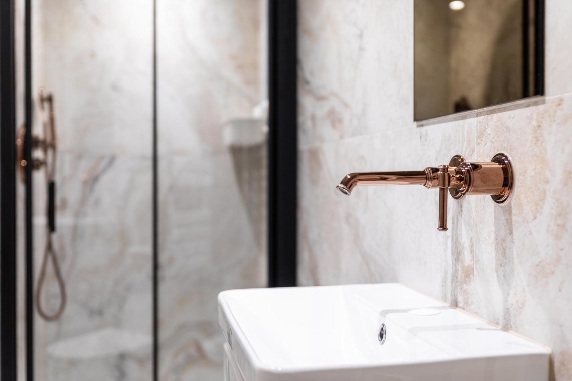 The Chapter - Mayfair Residences Hotell