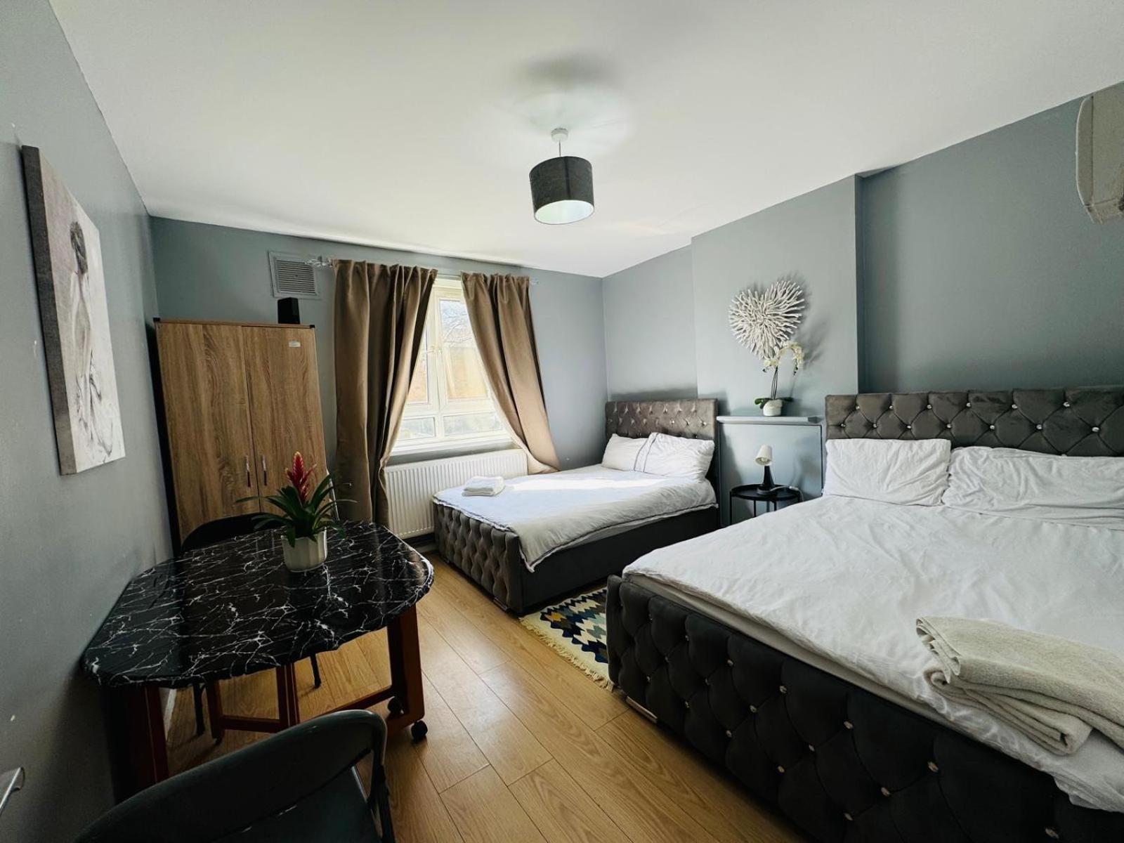 1 Bedroom Flat In Whitechapel, * London
