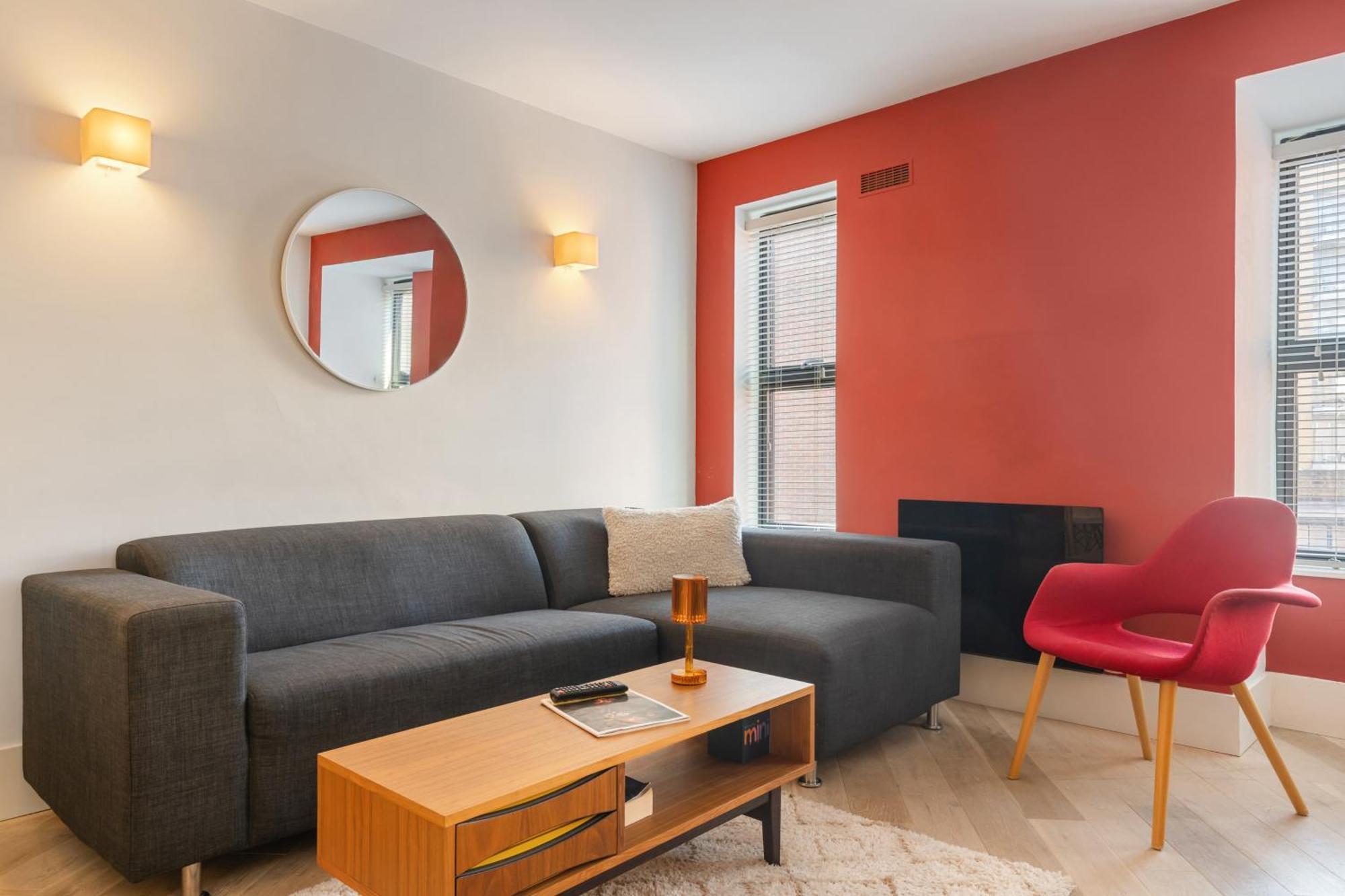 Bright Spacious 1 Bed In Sw1p Near Big Ben - 4ppl * Londen