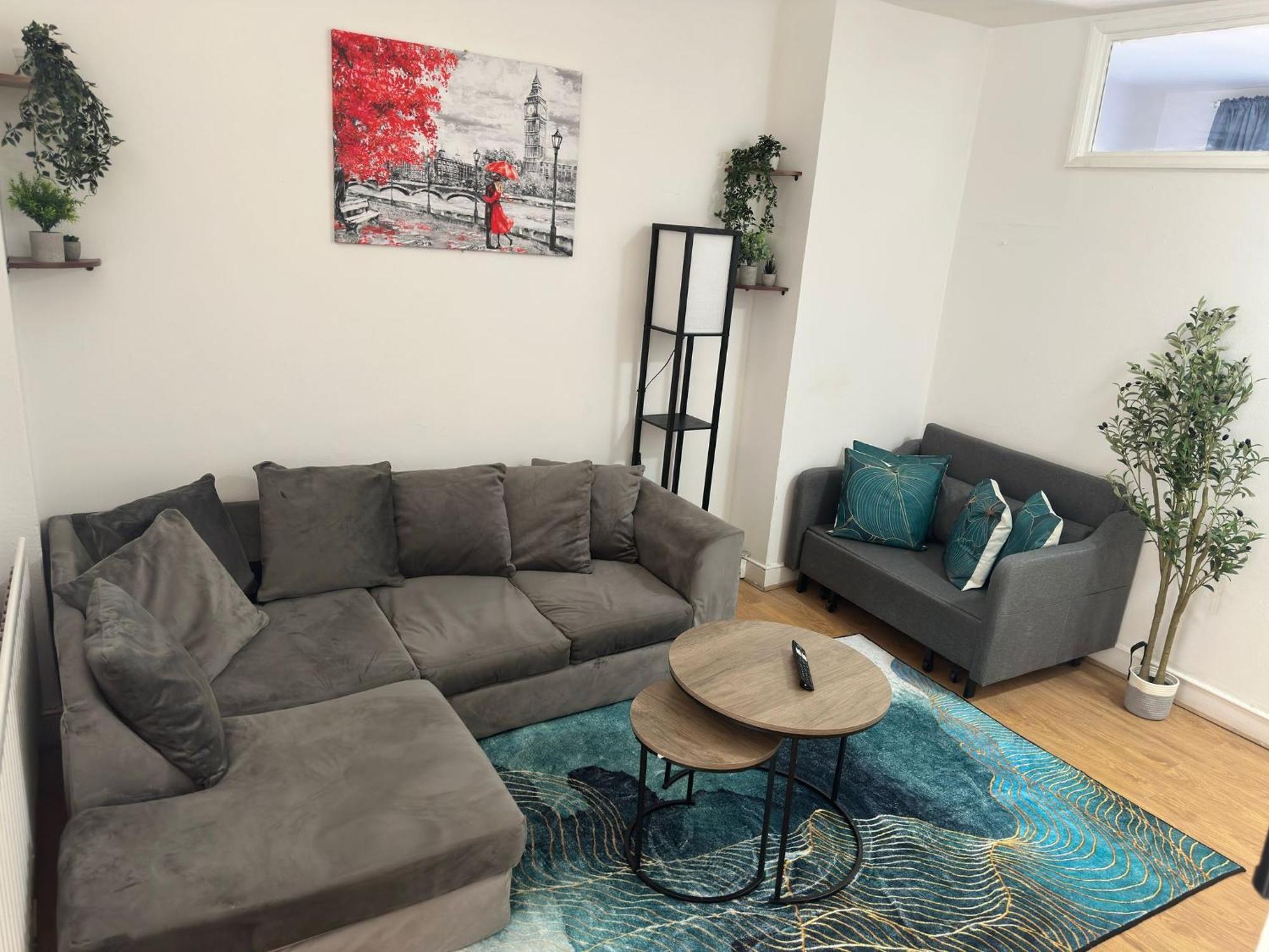 Spacious 2b Zone 2 Sleeps 4 F5 Apartment London