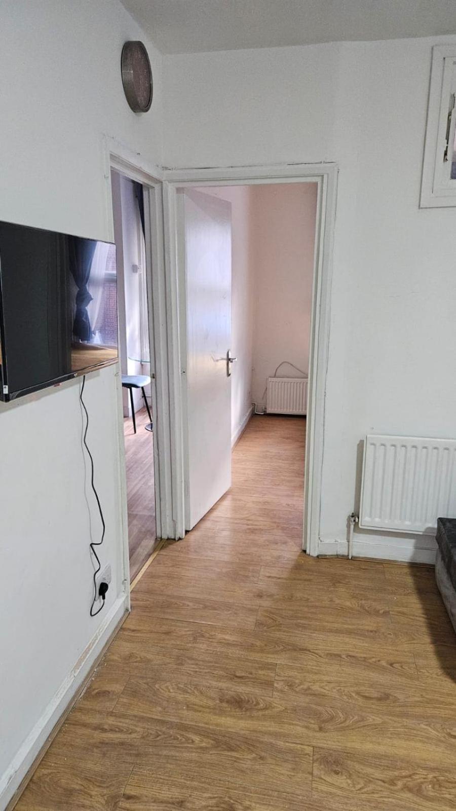 Spacious 2b Zone 2 Sleeps 4 F5 London