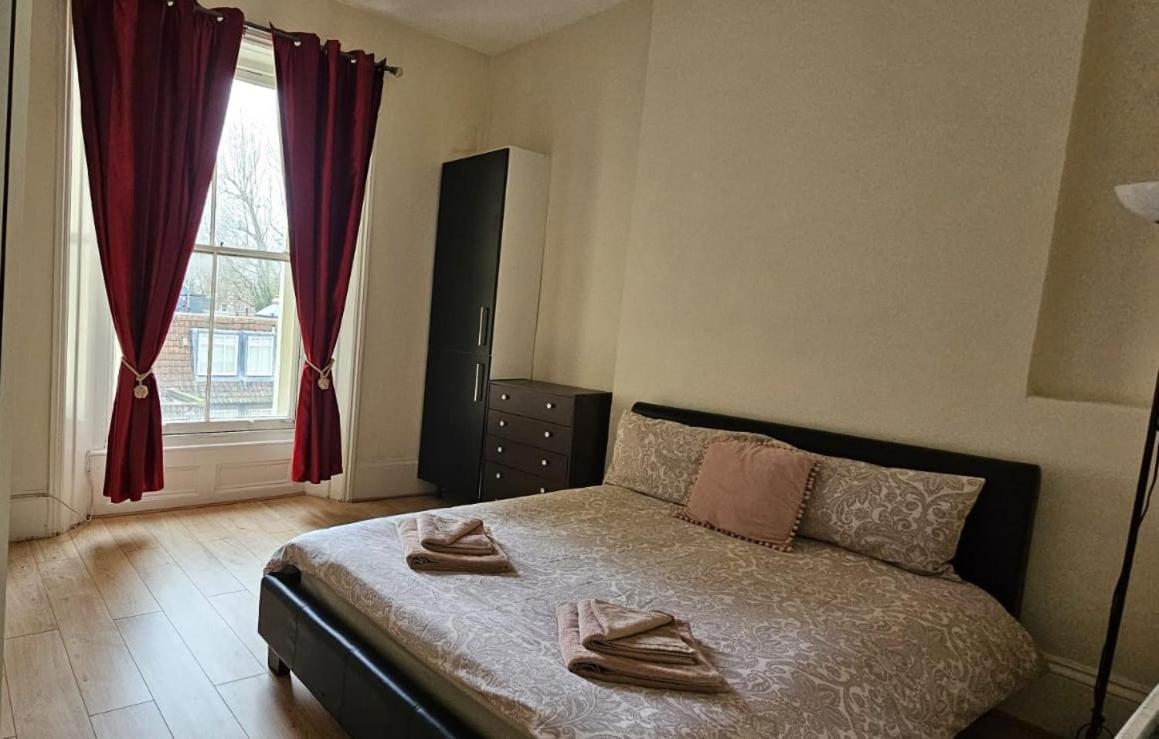 The Hyde Park Atelier - Bright & Spacious 2br Appartement Londen