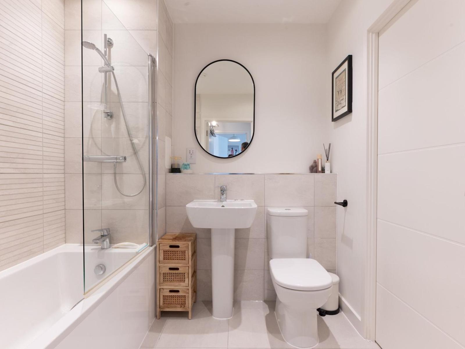 Pass The Keys Stylish Flat Near Charlton Station Lejlighed *