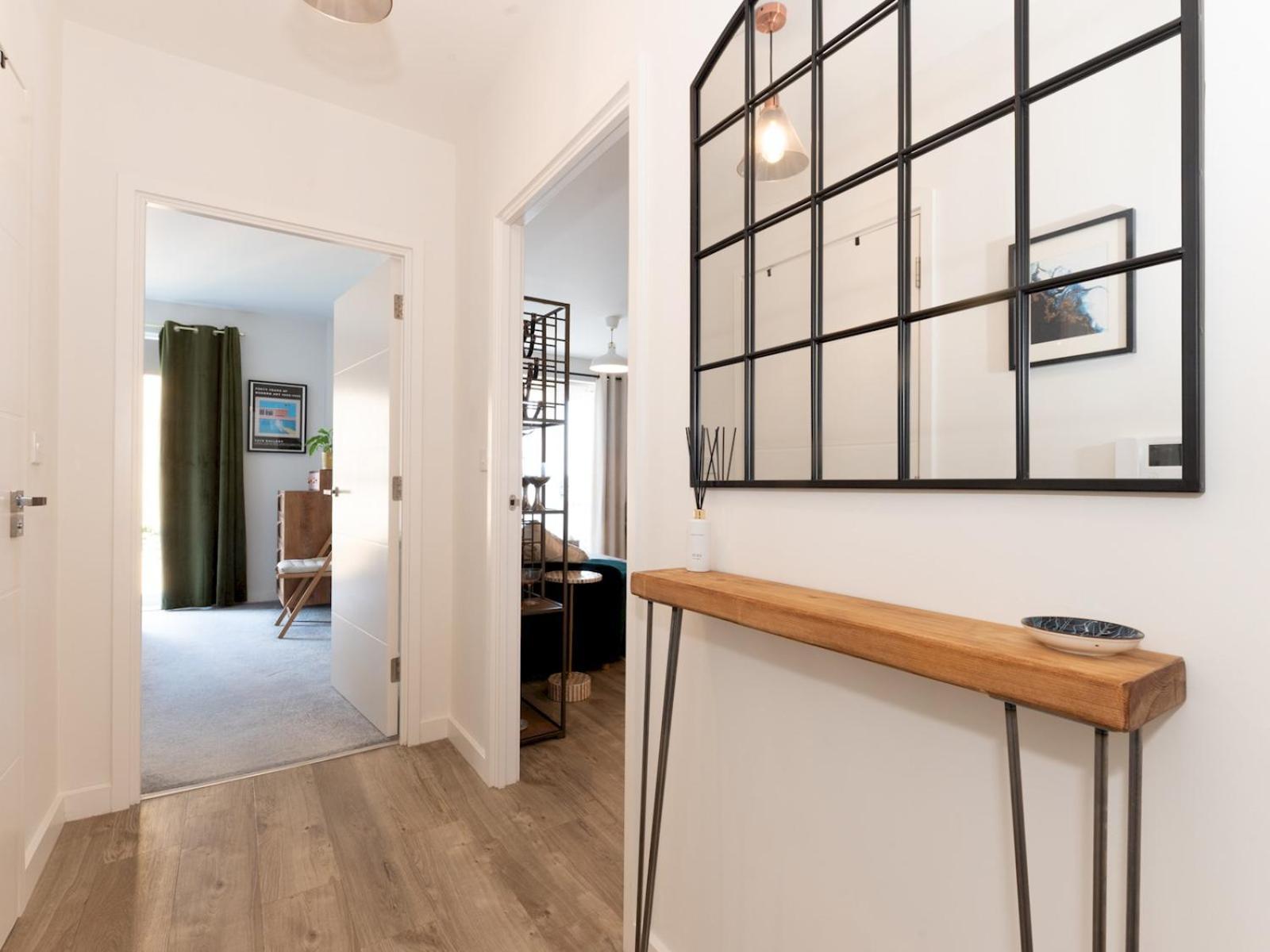 Pass The Keys Stylish Flat Near Charlton Station Lejlighed London