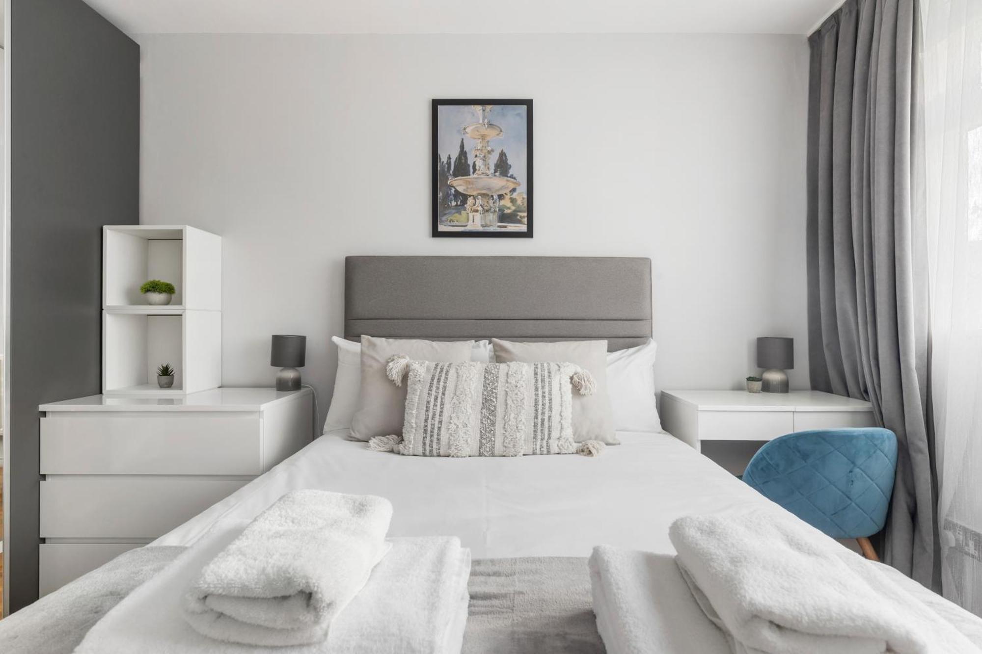 Lägenhet Monthly For 3-bedroom Only 5 Minutes To Hoxton Station London