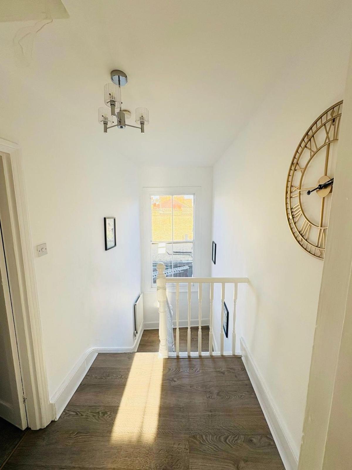 Askew Road Two Bedroom Flat * London