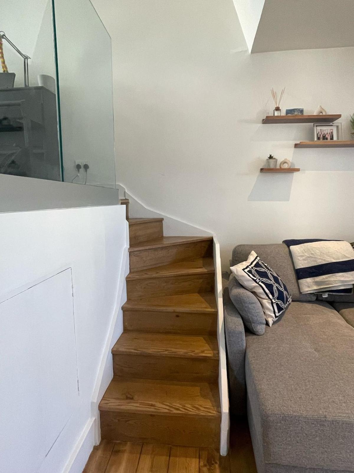Boutique 2br With Roof Terrace Near Tube - West Kensington Lägenhet