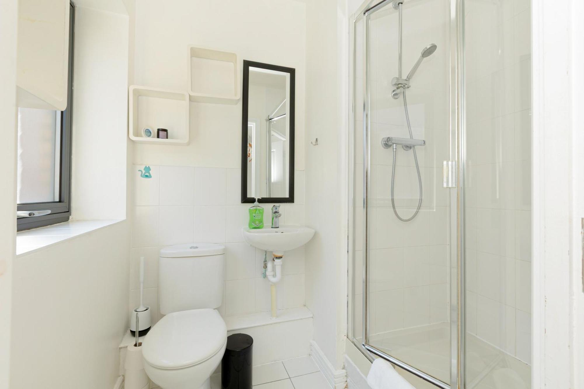 Charming 2br Flat Near Canary Wharf With Balcony Lejlighed *