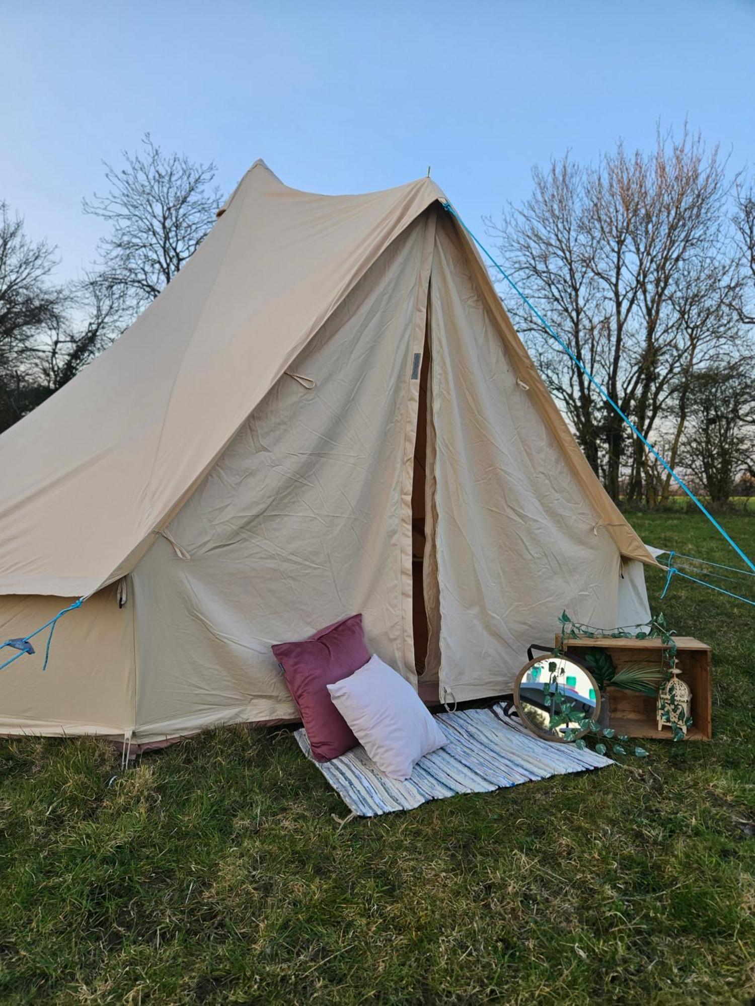 Readers Field Glamping Luksustelt Great Sampford