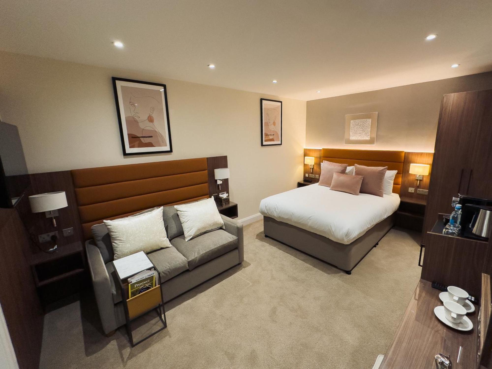 Grand Concerto Hotel 4*