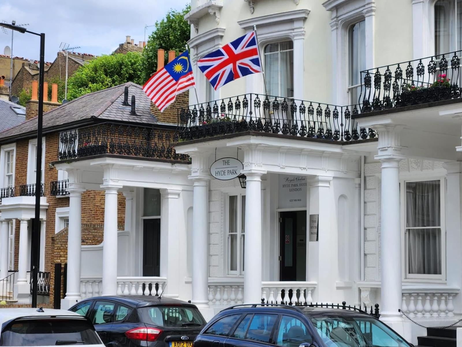 The Royale Chulan Hyde Park Hotel 3*