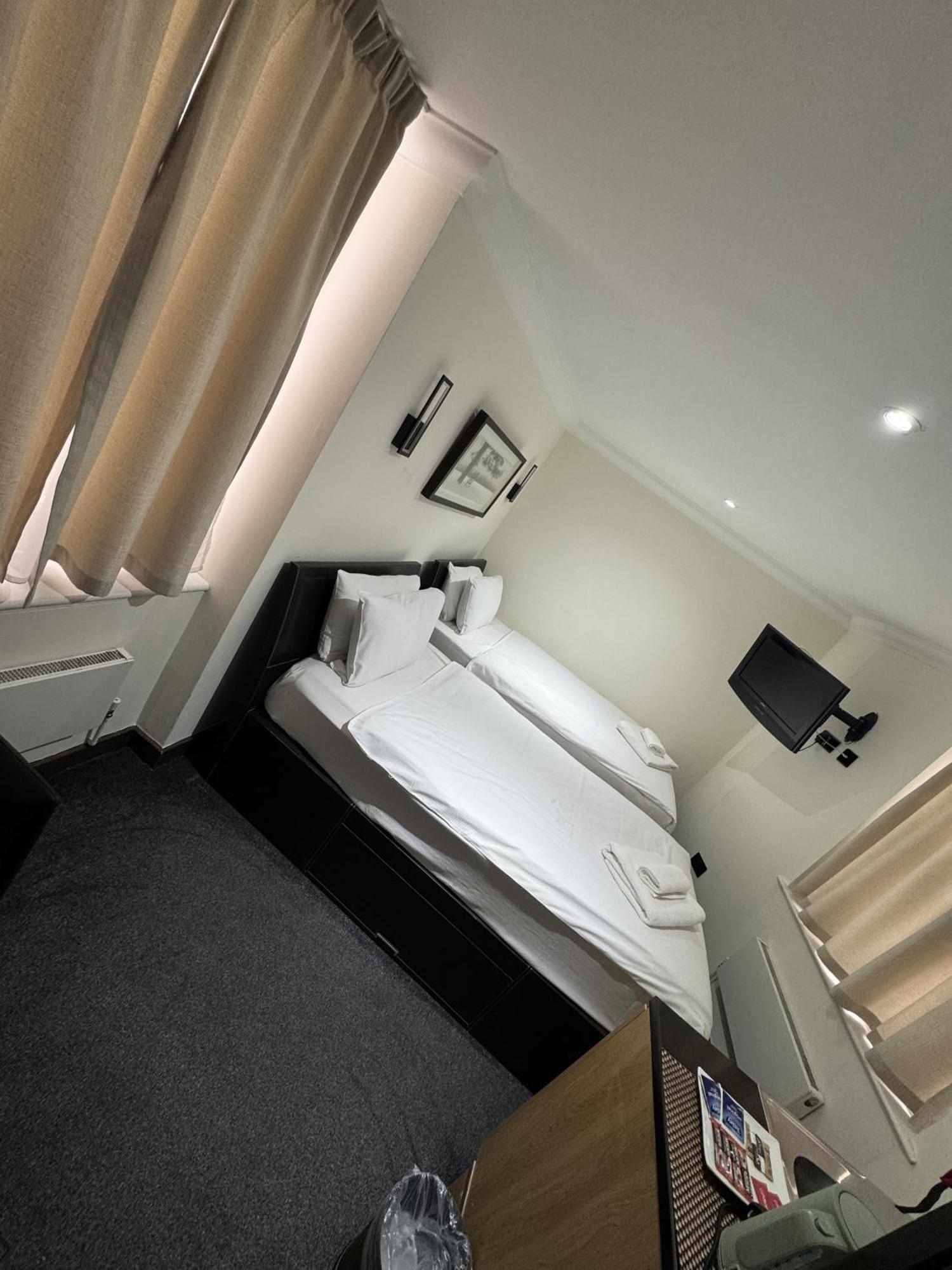 The Royale Chulan Hyde Park Hotel London