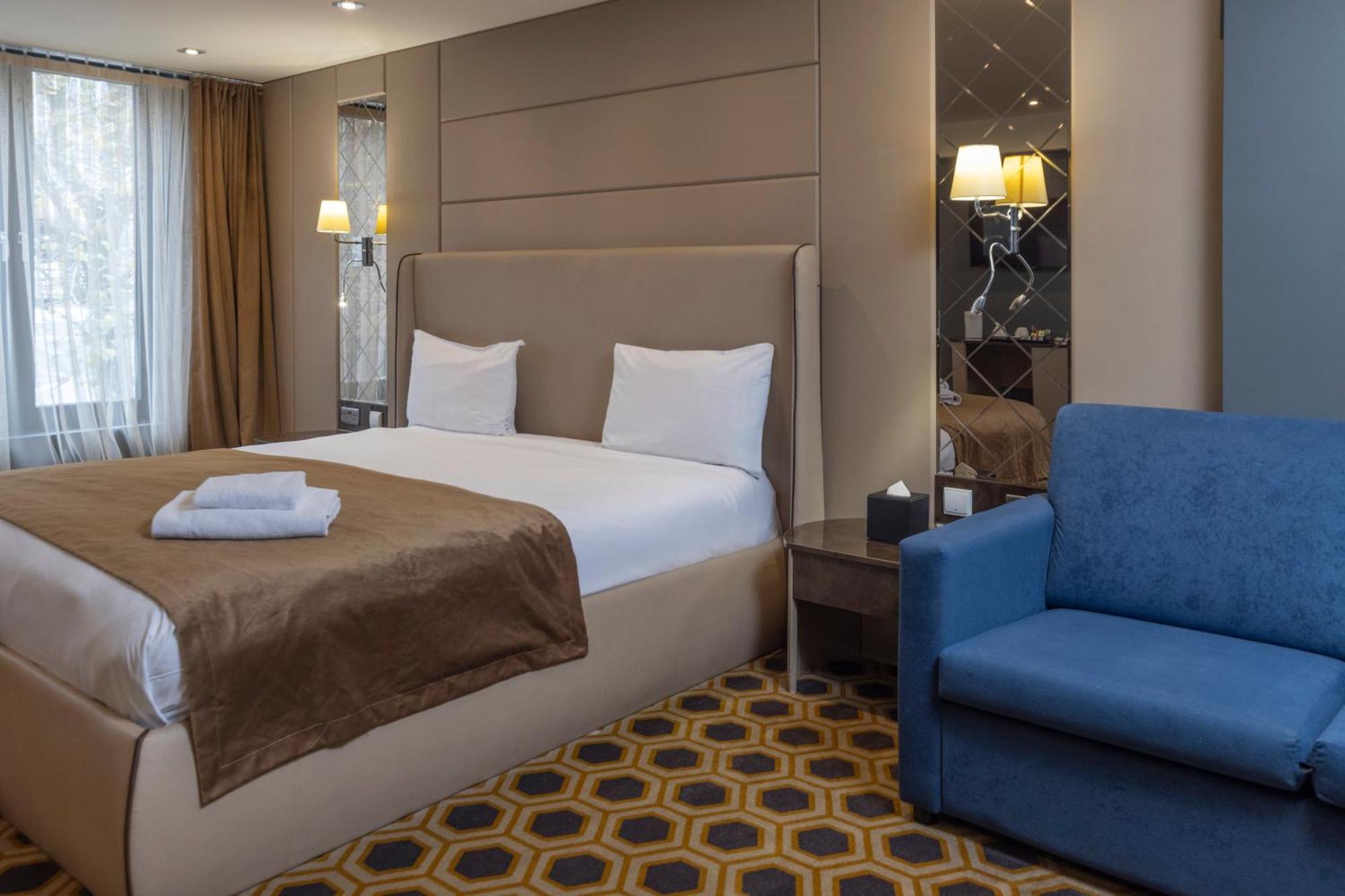 Putney Hotel; Bw Signature Collection 4*