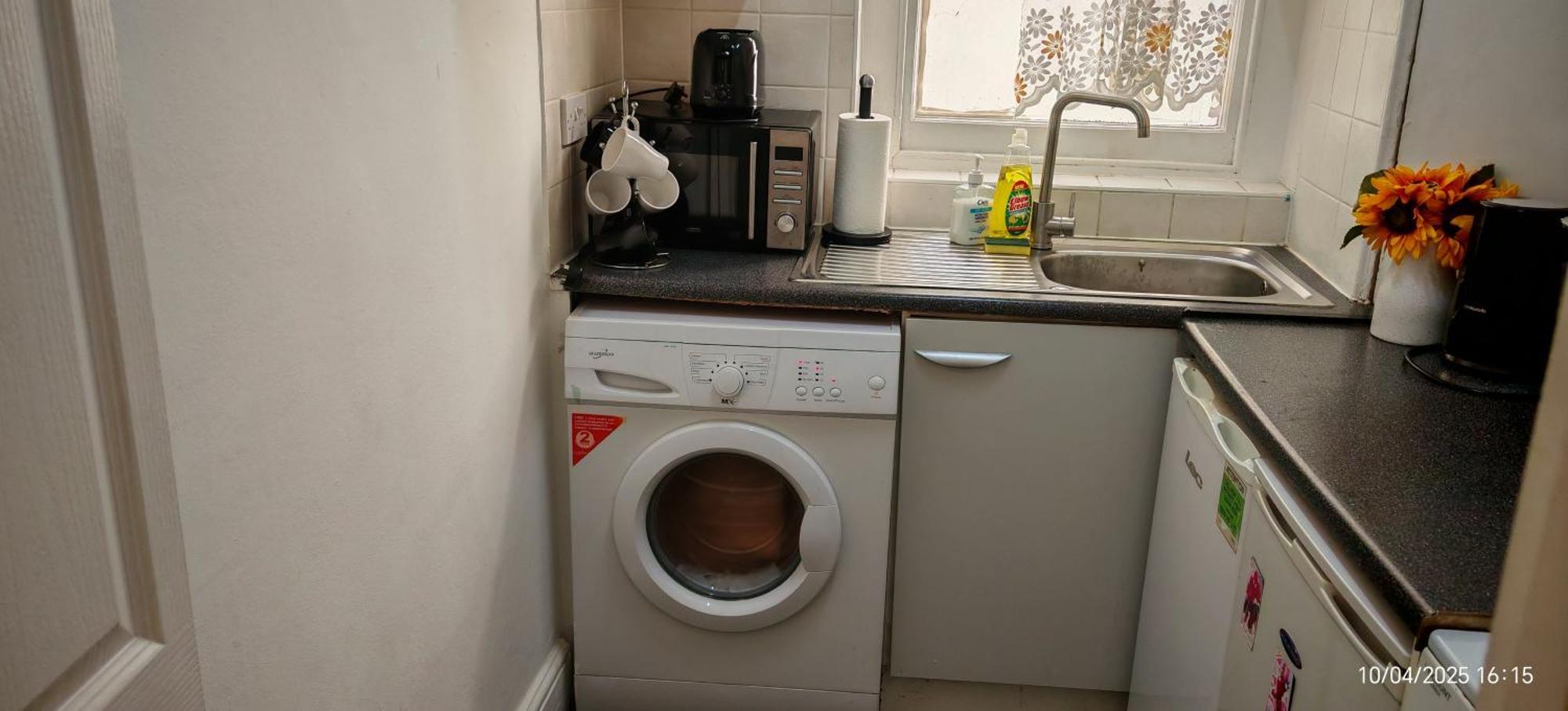 Bayswater One Bedroom Appartement *