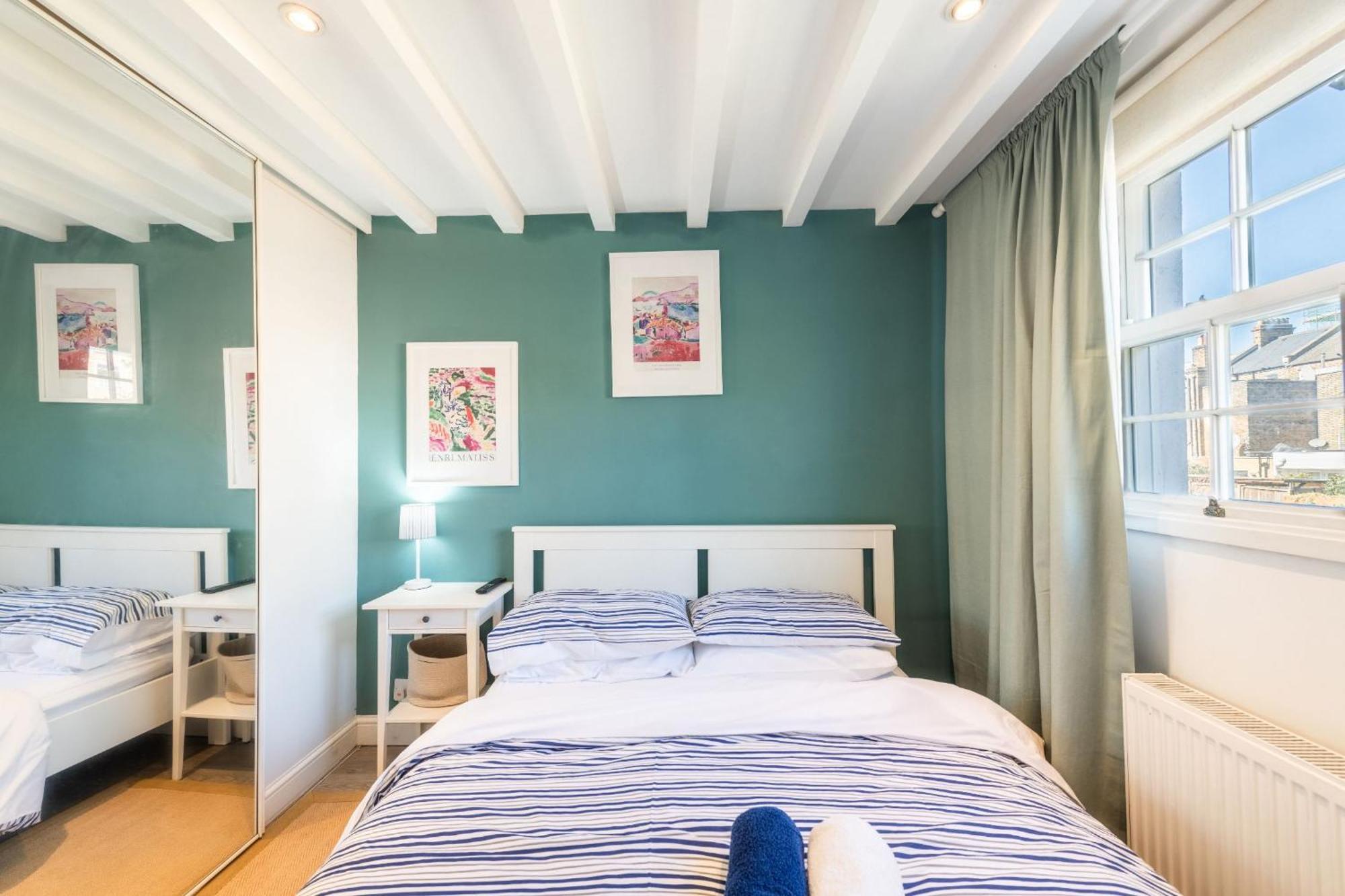 Stylish Flat In West Hampstead London