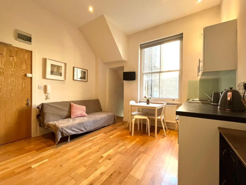 Appartement Bright And Airy One Bedroom Condo, Olympia, Kensington *