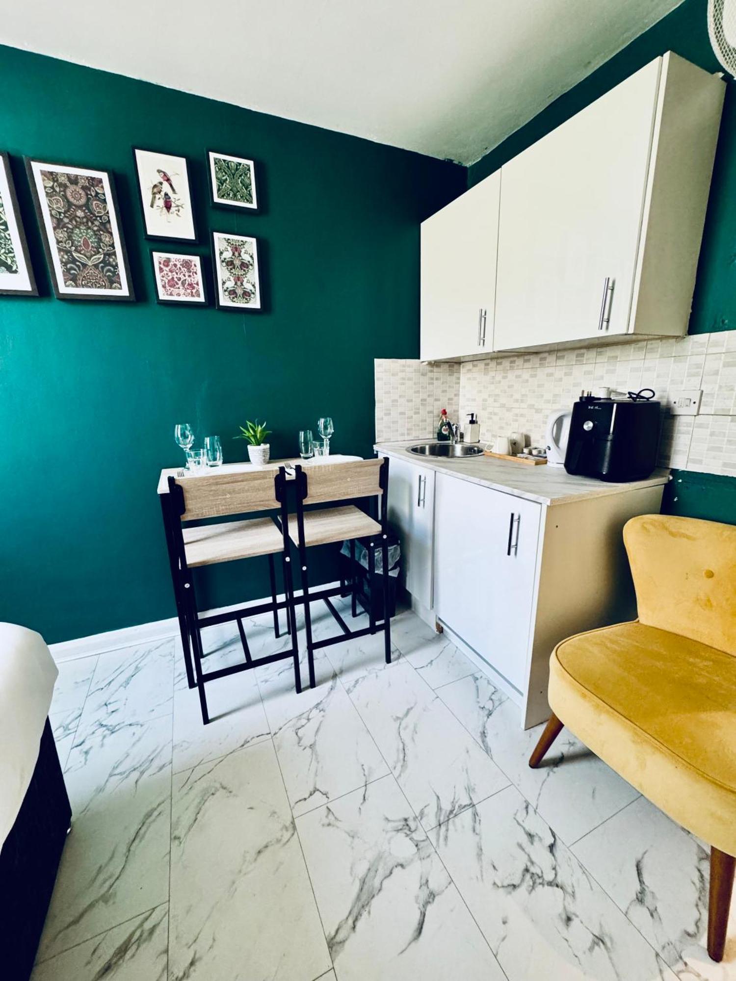 Private Flat In Centre Lägenhet