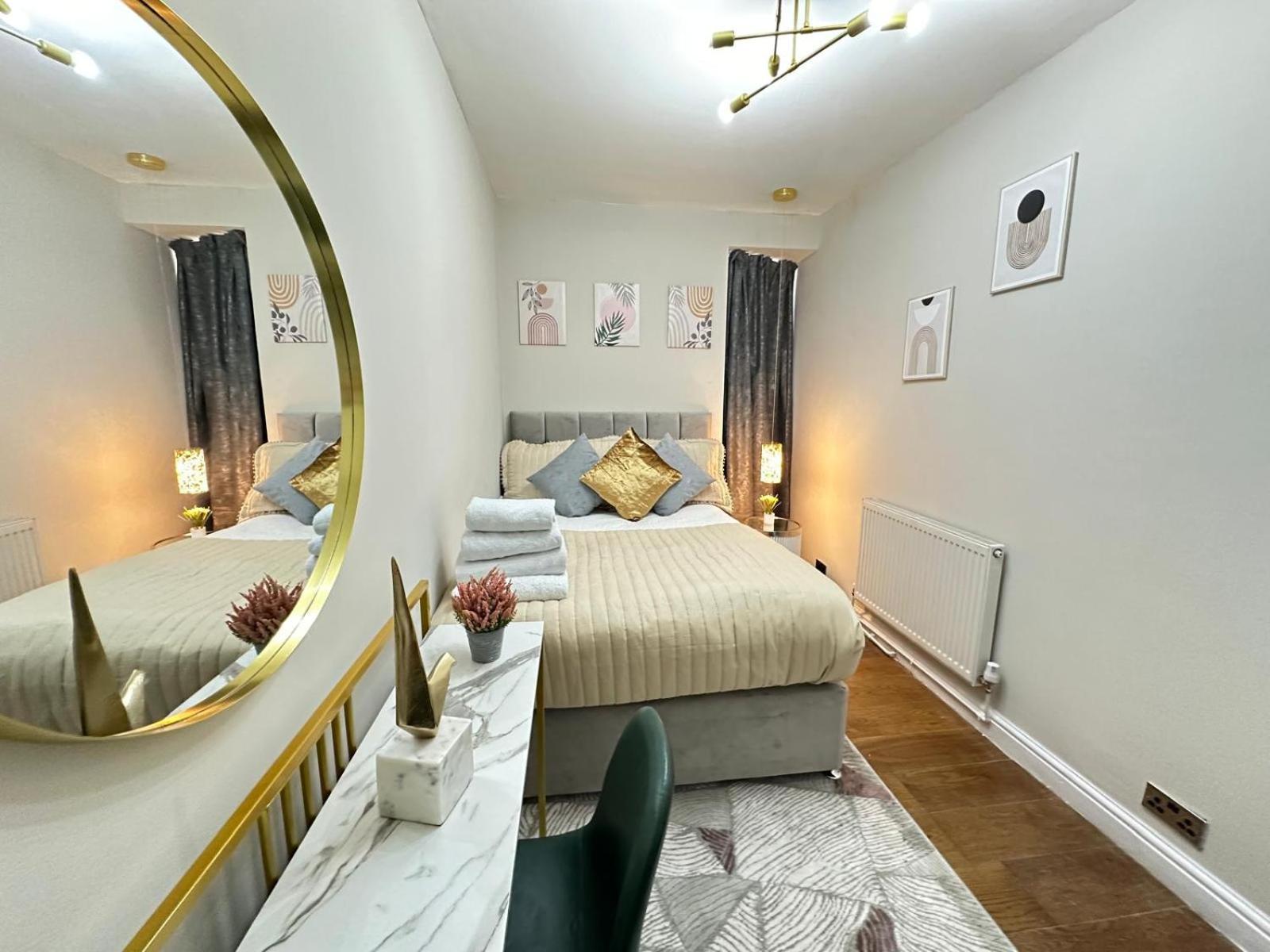 Apartment Hyde Park Corner 1Bedroom Apartment London