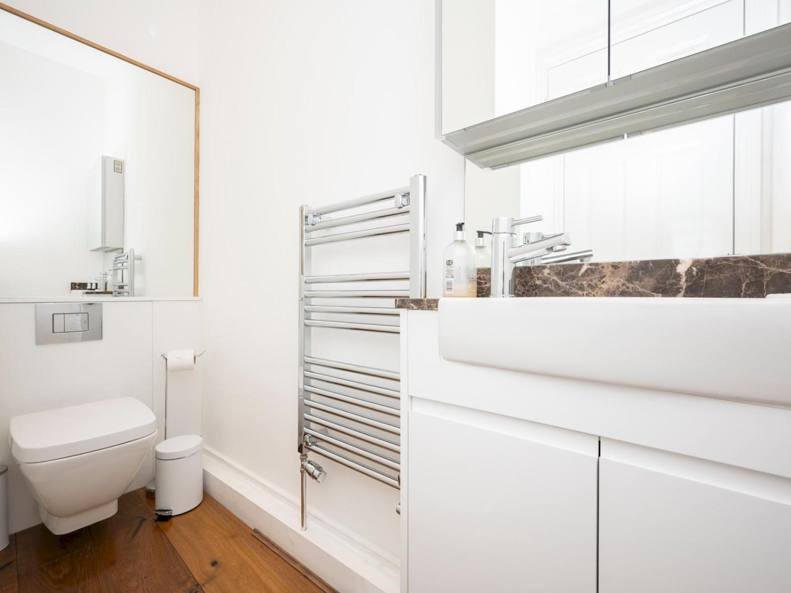 Apartment 3-bed Flat Ensuite Near Farringdon Barbican Pass The Keys