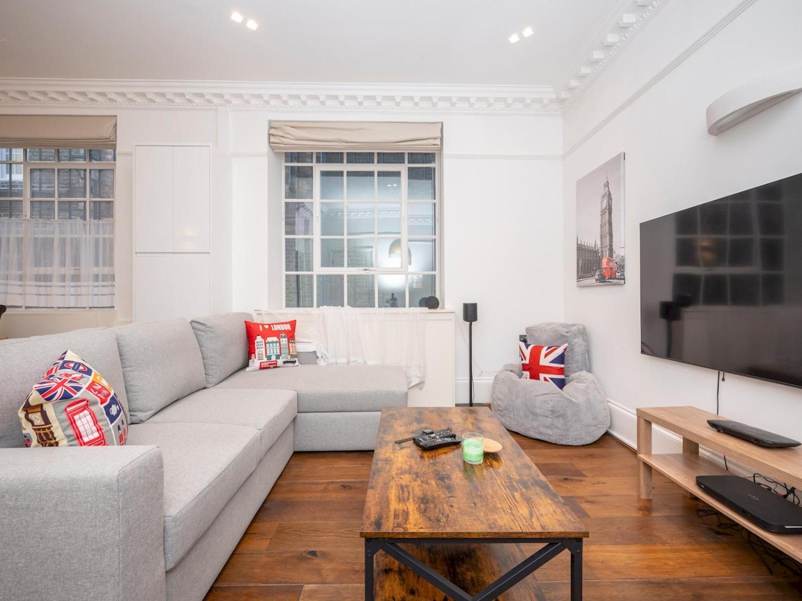 3-bed Flat Ensuite Near Farringdon Barbican Pass The Keys London