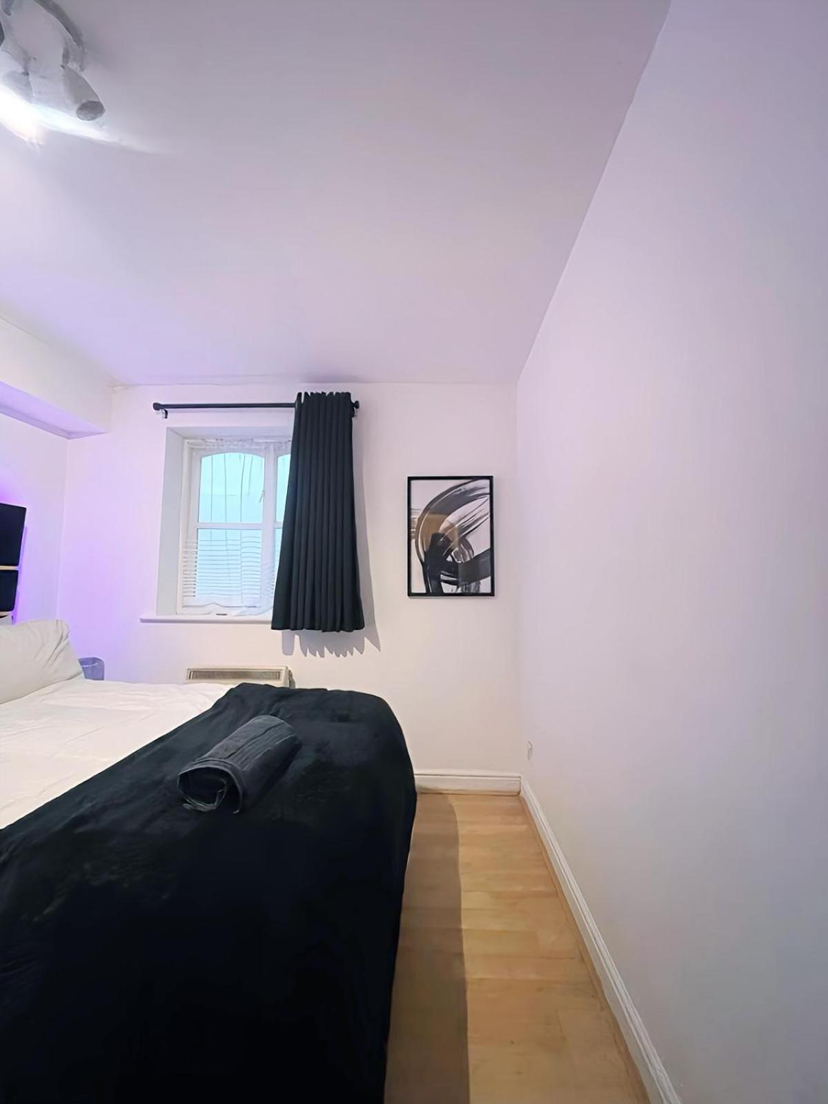 Modern Riverside 2bedroom Sleeps 4 Woolwich Greater Londen