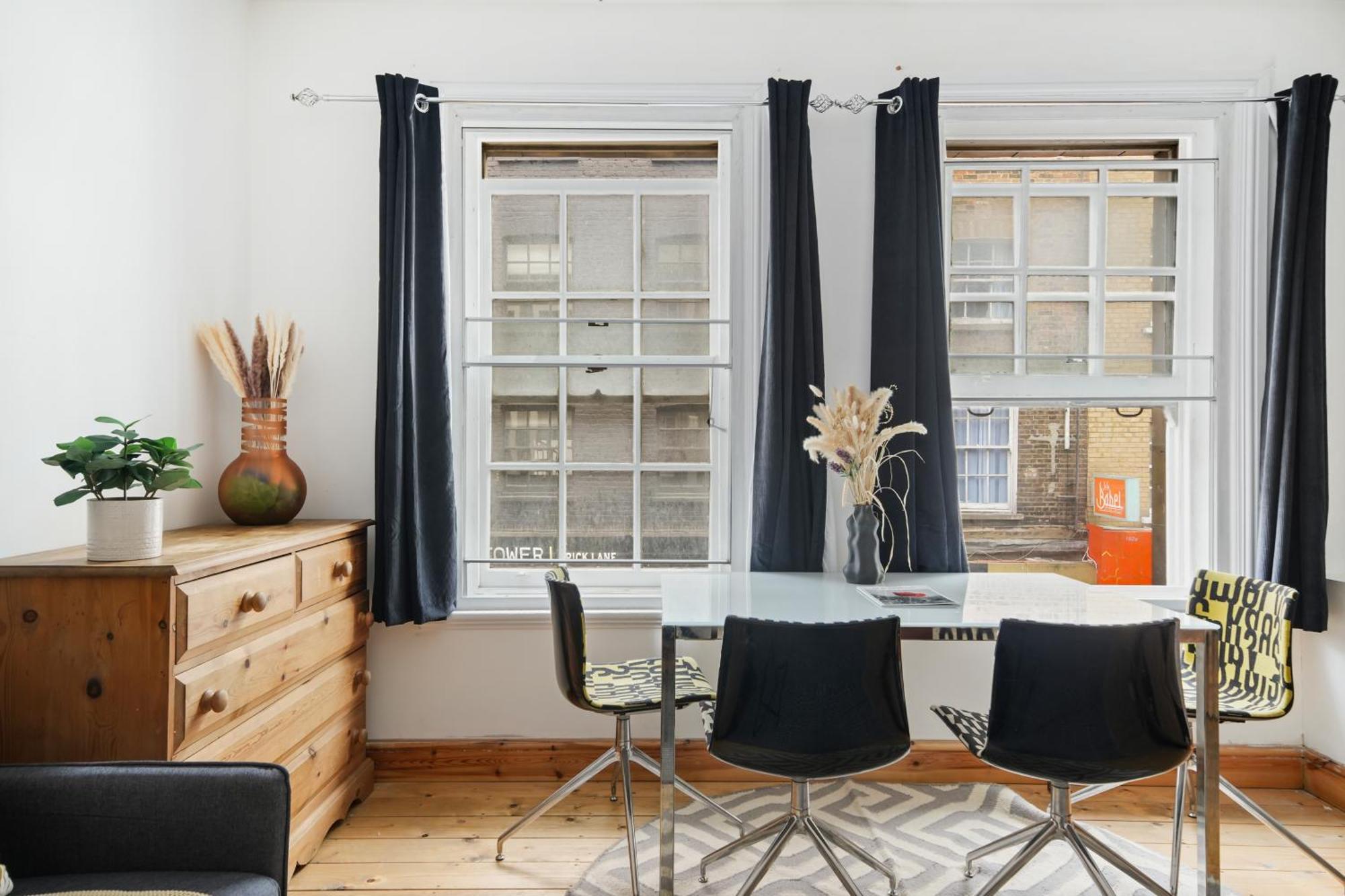Visit Brick Lane - 1 Bed Flat With Large Patio