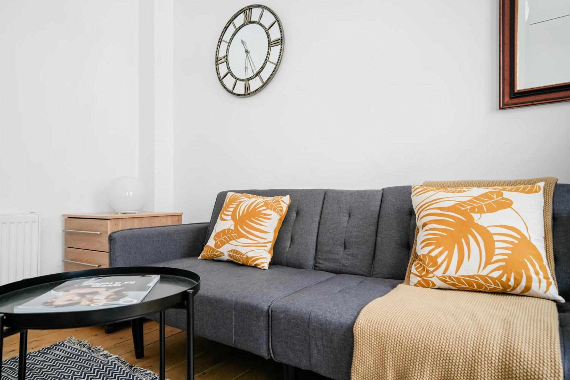 Visit Brick Lane - 1 Bed Flat With Large Patio * London