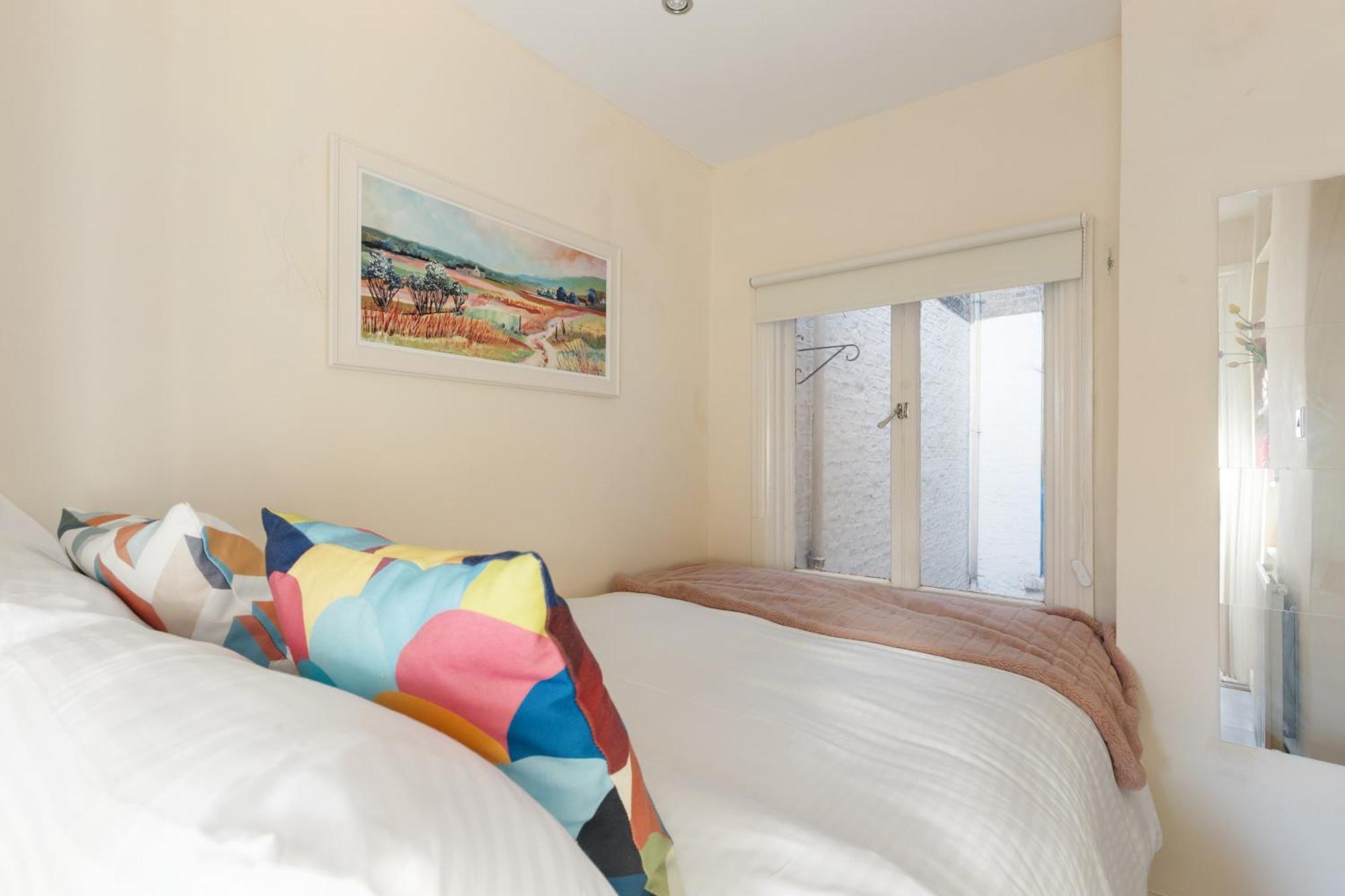 4 Bedroom House In Kensington Appartamento