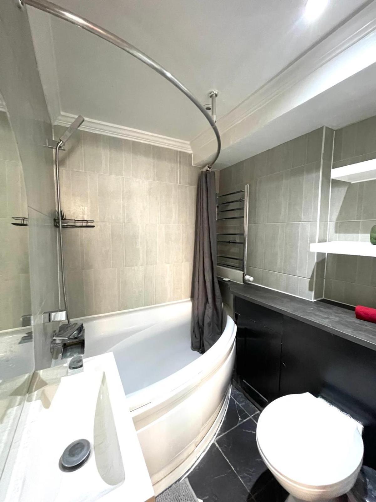Rum i privatbostad Charring Cross London, Prime Location