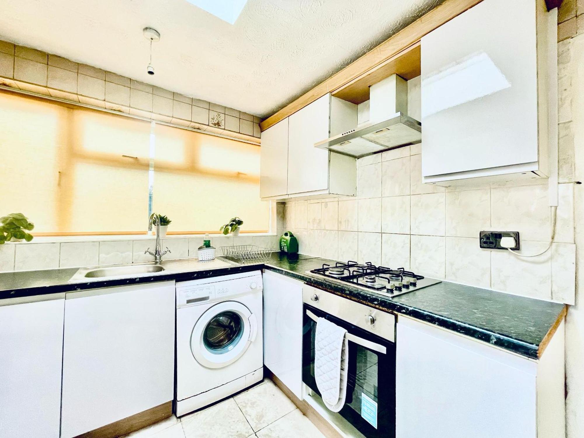 Lejlighed At Plaistow Convenient To Custom House Excel And Free Parking