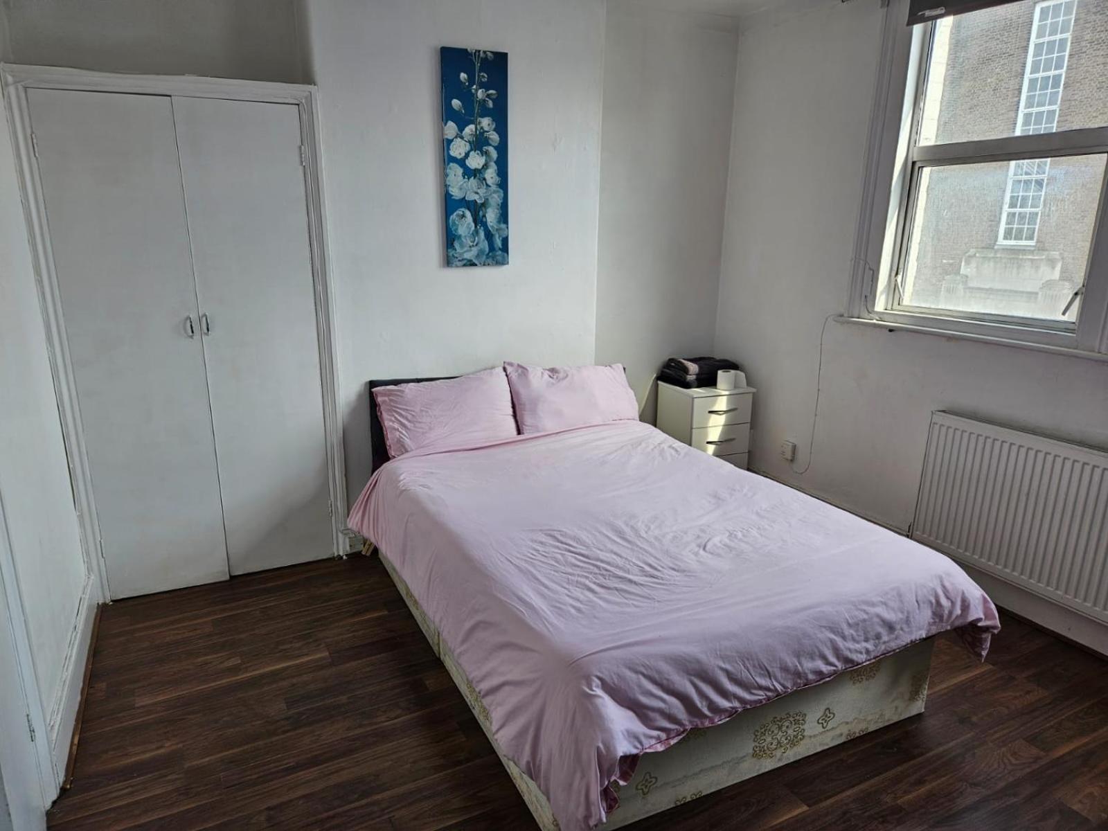 Apartment Stylish 2-bedroom Flat - Links London