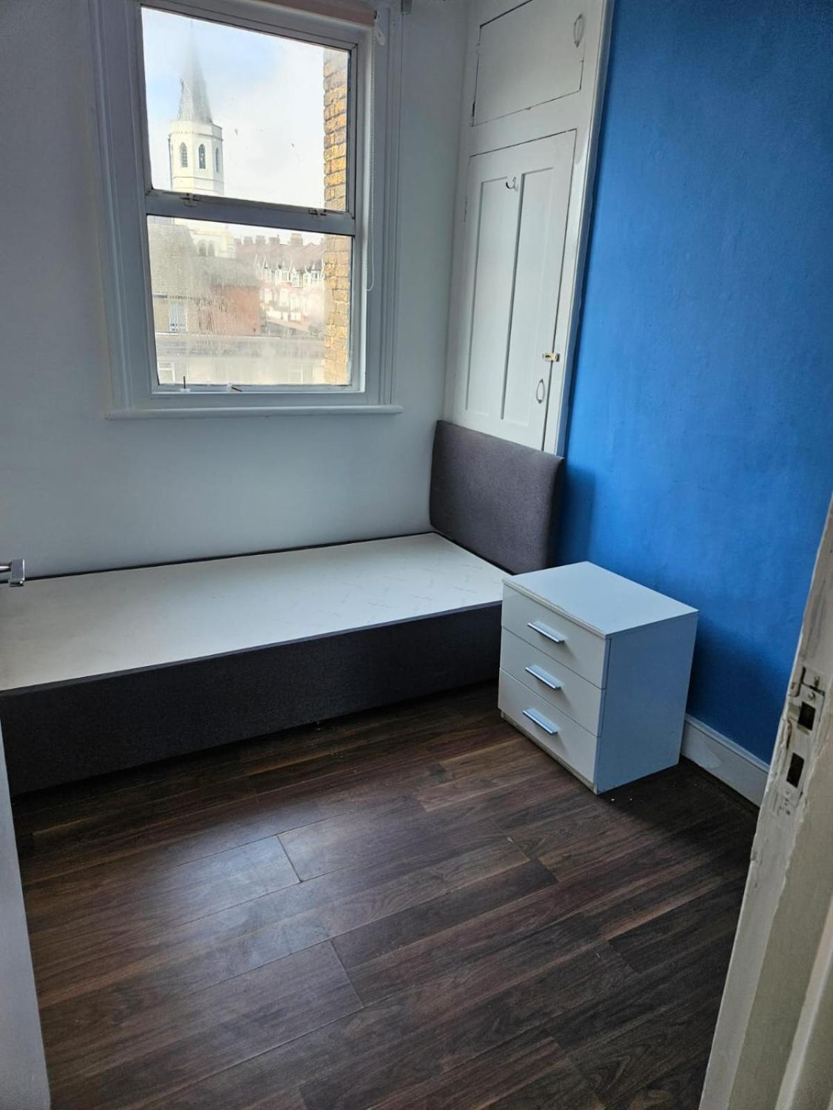 Stylish 2-bedroom Flat - Links Apartment