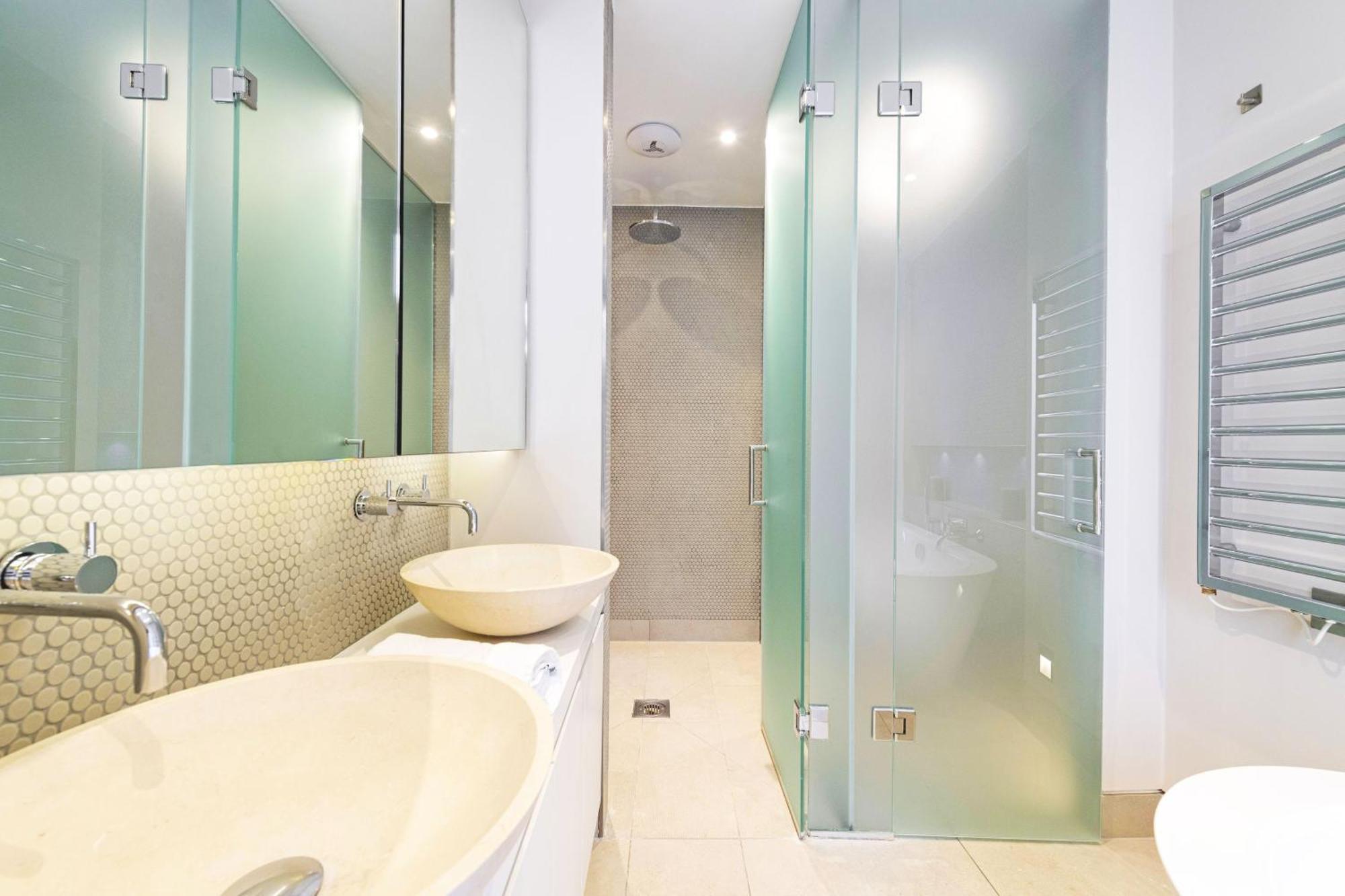The Tate Modern Penthouse - Elegant 2-bedroom On Southbank Apartment