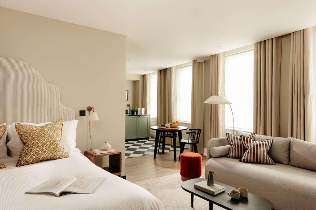 Hotell Native Kings Wardrobe