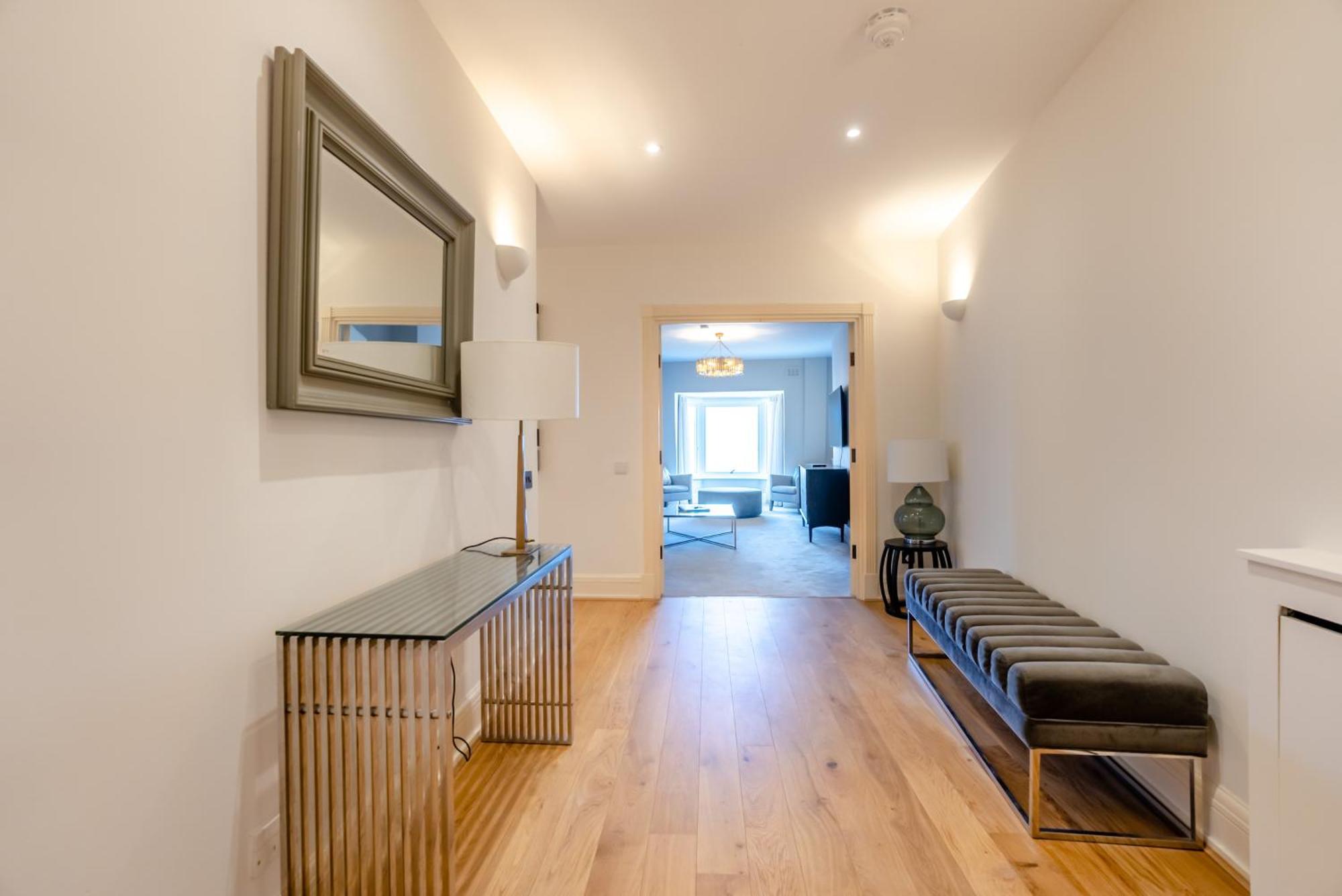 Strathmore Court Londra