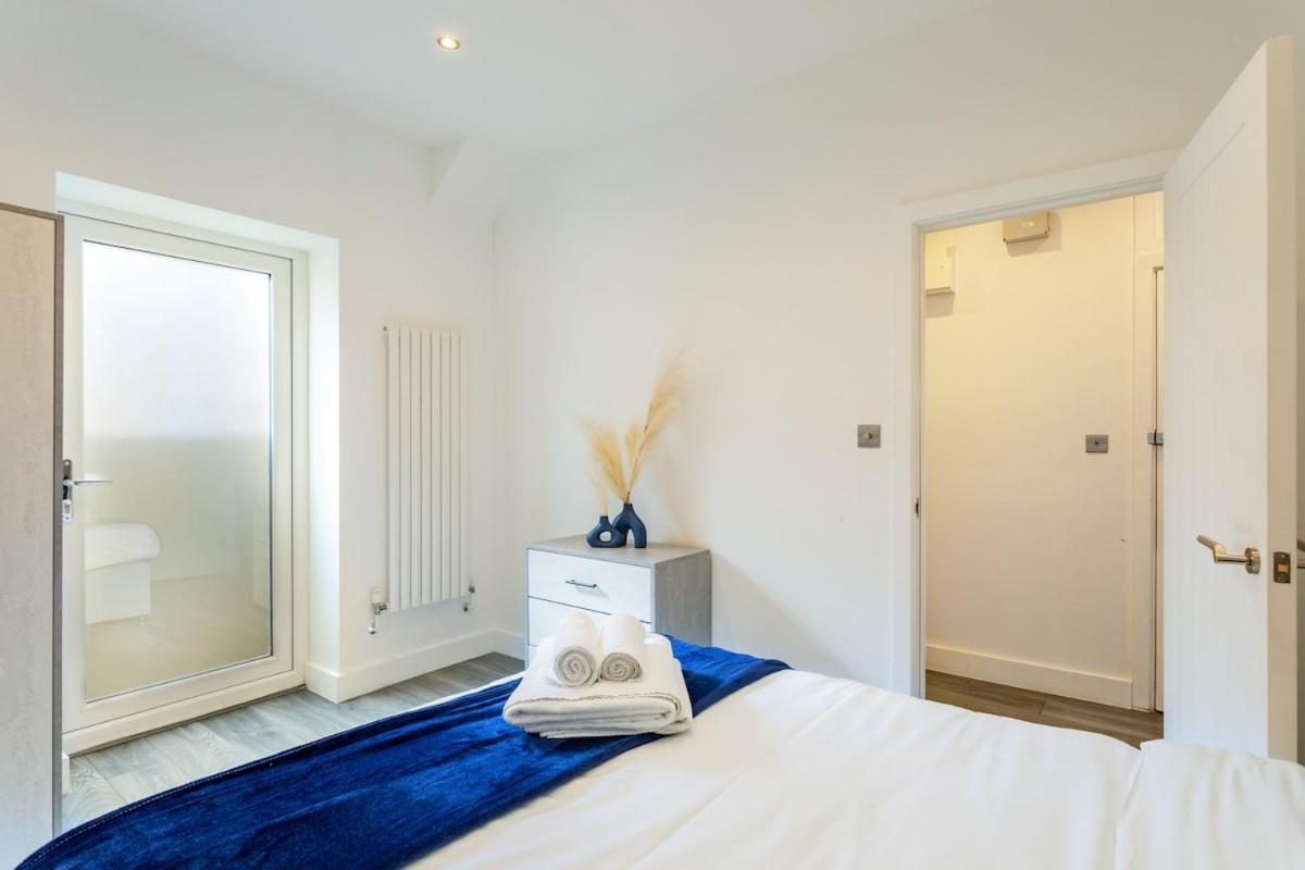 Stylish 2-bed Flat In The Heart Of West Hampstead Londra